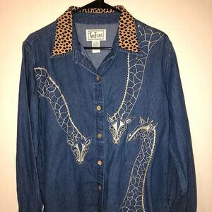 Tan trums women’s pilgrimage shirt